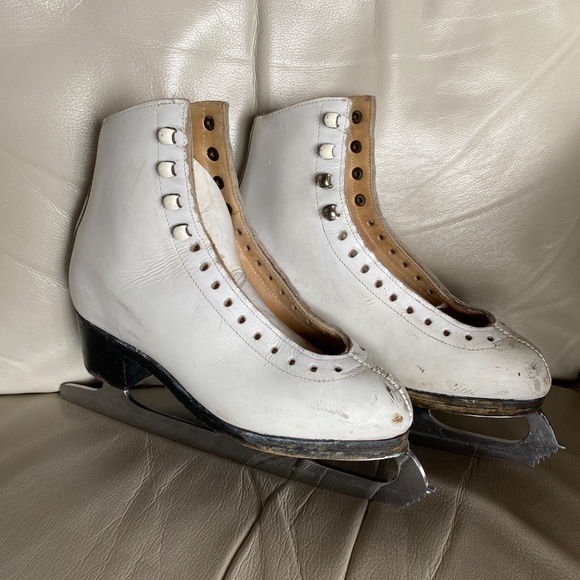Wifa Figure Skates Size 6, white, black, leather + MK "Professional" blades. - Picture 3 of 10